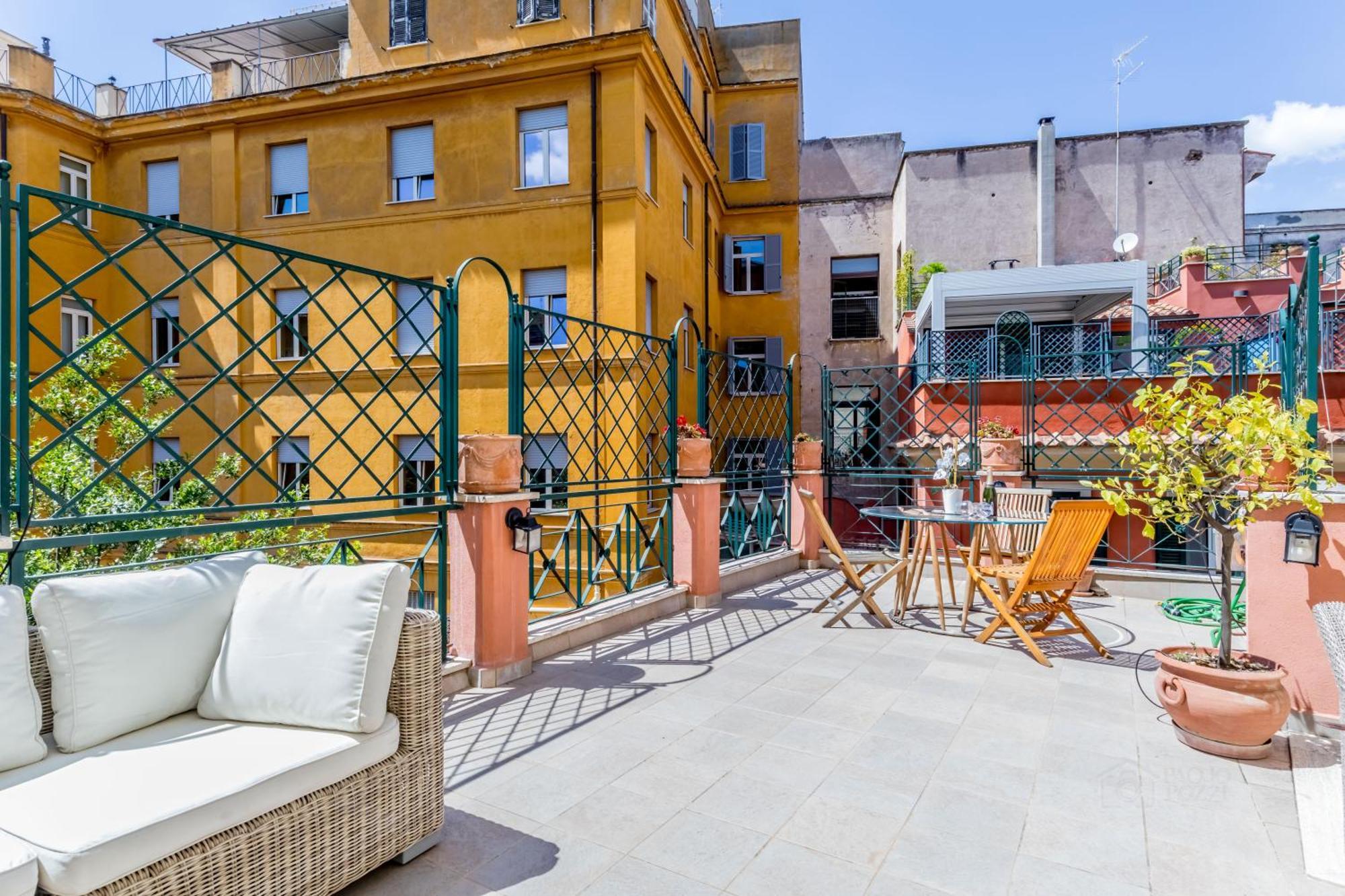 Bbhome Panoramic Flat Colosseo With Private Terrace Apartment *